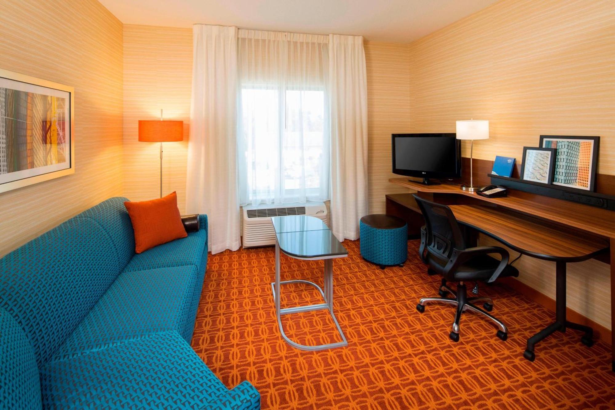 Fairfield Inn & Suites By Marriott Hershey Chocolate Avenue Exterior photo
